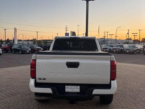 Used 2024 Toyota Tacoma SR5 image 6