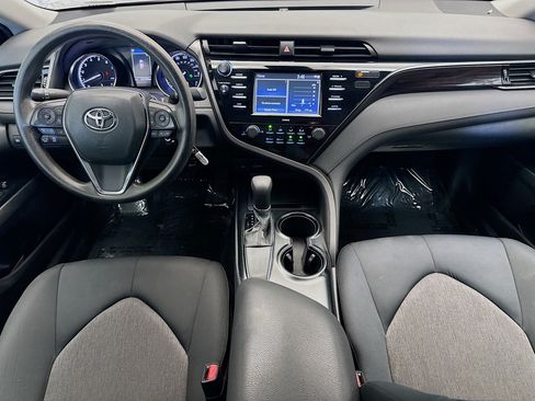 Used 2020 Toyota Camry LE w/ Carpet Mat Package FWD image 14