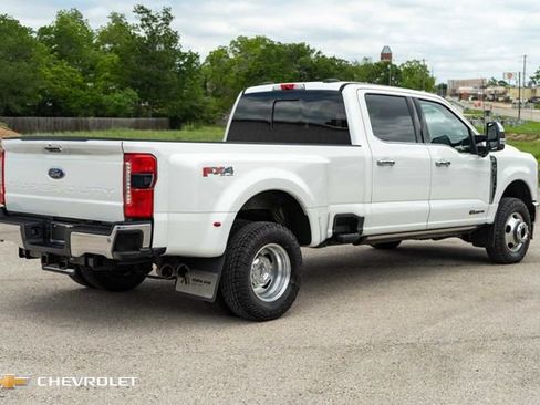 Used 2023 Ford F350 Lariat w/ Lariat Ultimate Package AWD/4WD image 6
