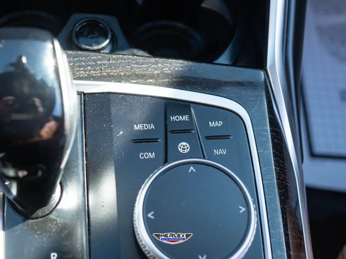 Used 2022 BMW 330e xDrive w/ M Sport Package image 37