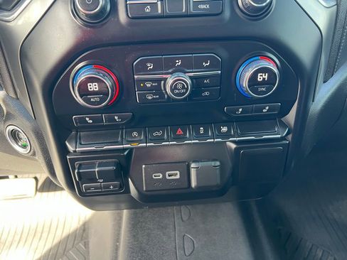 Used 2019 Chevrolet Silverado 1500 LT w/ All-Star Edition AWD/4WD image 29