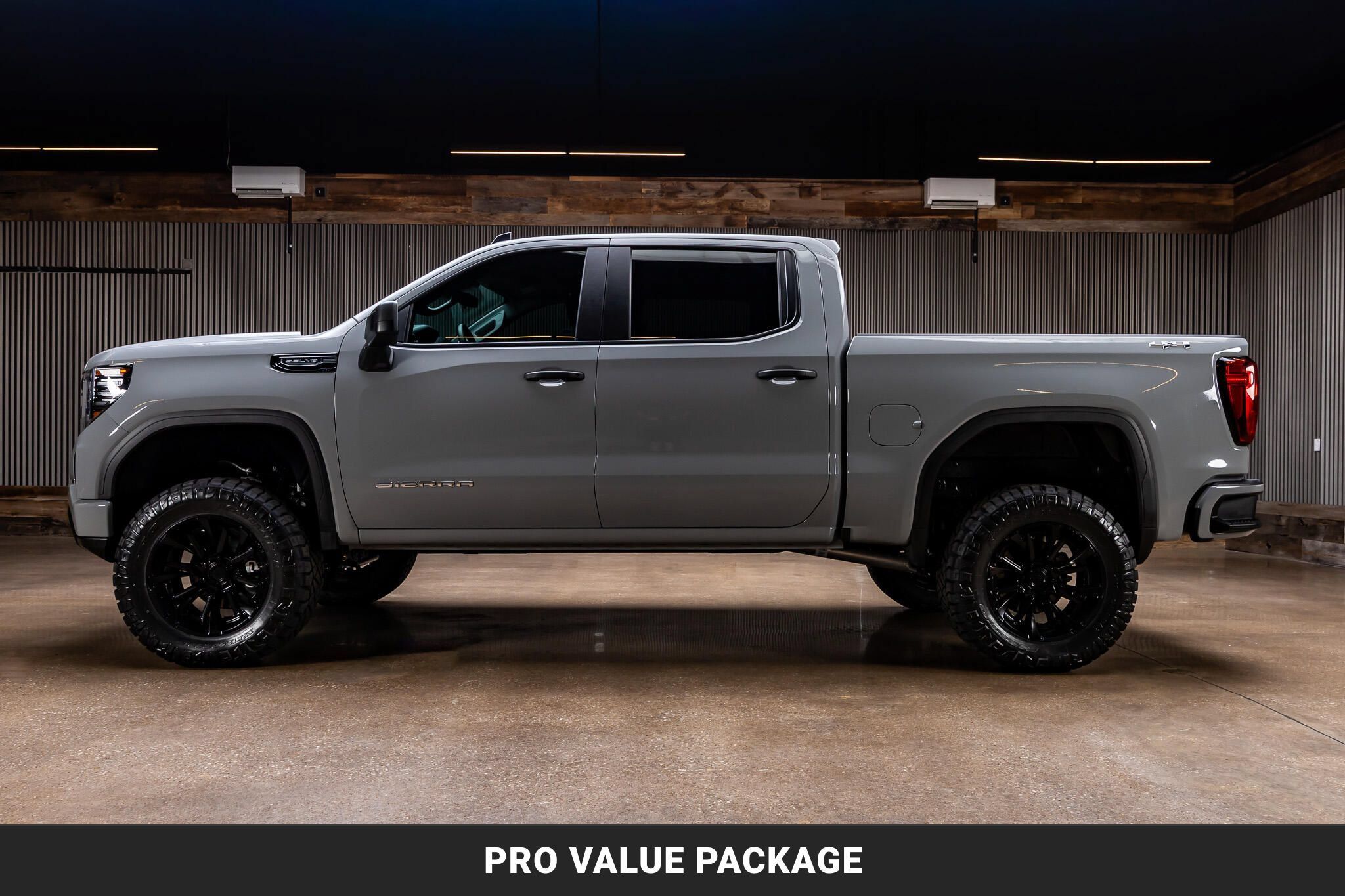 Used 2025 GMC Sierra 1500 Pro w/ Graphite Edition AWD/4WD image 6