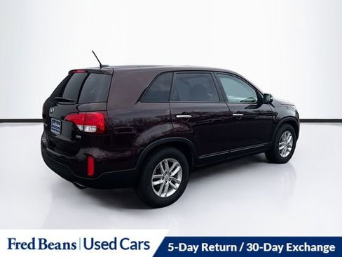 Used 2015 Kia Sorento LX image 7