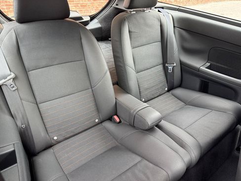 Used 2012 Volvo C30 FWD image 8