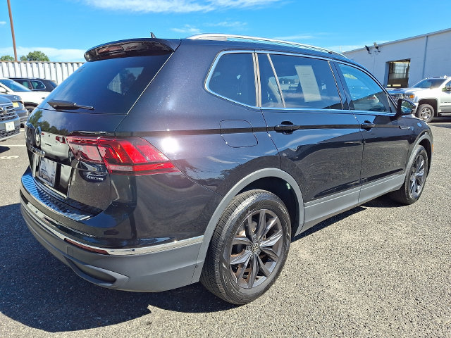 Used 2023 Volkswagen Tiguan SE AWD/4WD image 6