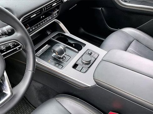 Used 2025 MAZDA CX-90 3.3 Turbo w/ Preferred Package image 15