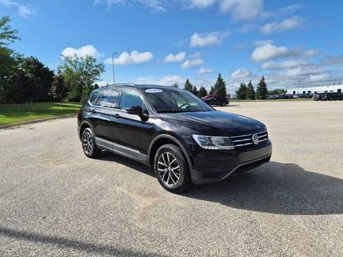 Used 2020 Volkswagen Tiguan SE FWD image 4