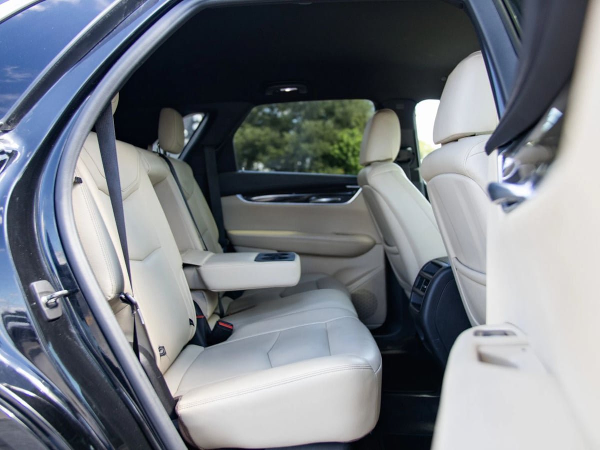 Used 2019 Cadillac XT5 FWD image 26