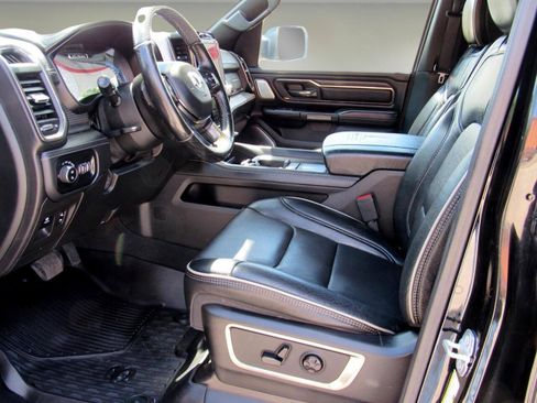 Used 2019 RAM 1500 Limited image 12
