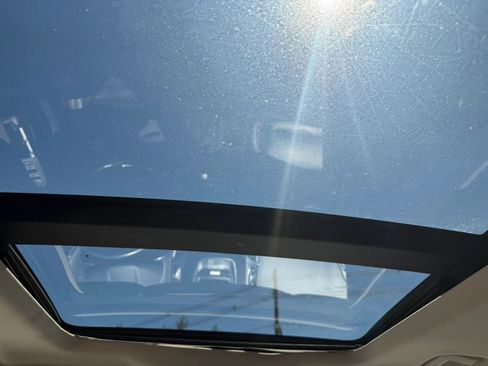Used 2017 Ford Escape Titanium AWD/4WD image 29