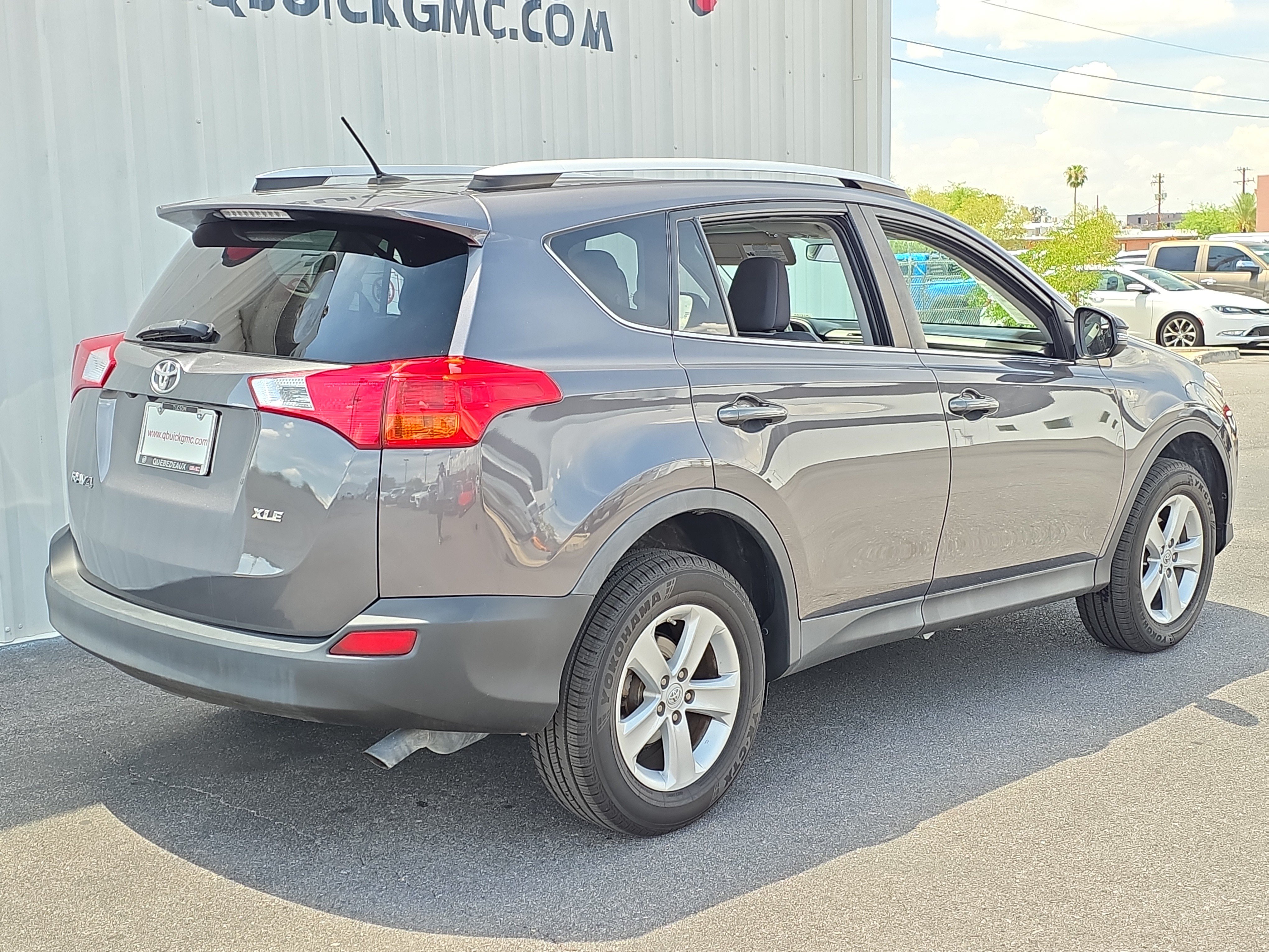 Used 2014 Toyota RAV4 XLE FWD image 7