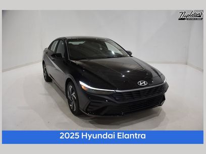 New 2025 Hyundai Elantra SEL