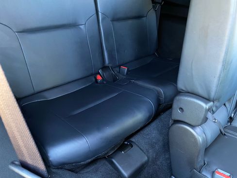 Used 2024 Mitsubishi Outlander SE Black Edition image 45