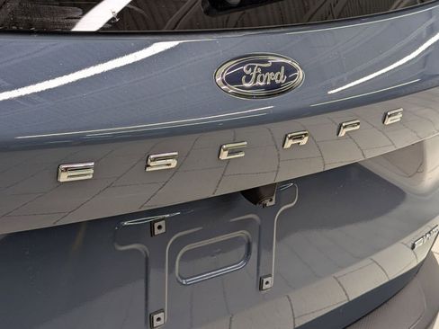 New 2026 Ford Escape ST-Line Select w/ Equipment Group 401A image 34