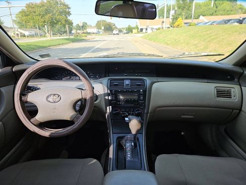 Used 2003 Toyota Avalon XL FWD image 17