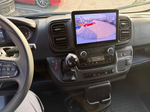 Used 2025 RAM ProMaster 3500 w/ Premium Convenience Group image 16