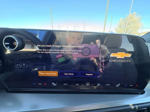 New 2026 Chevrolet Traverse LT w/ Sun and Wheel Package FWD image 28
