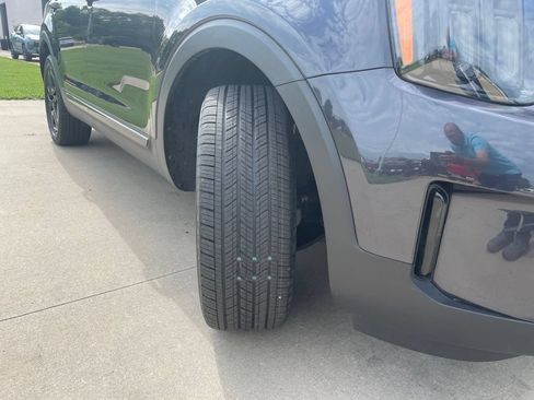 Used 2025 Kia Telluride EX X-Line AWD/4WD image 18