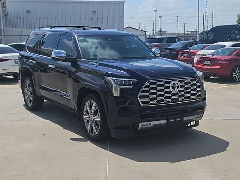 Used 2024 Toyota Sequoia Capstone AWD/4WD image 3