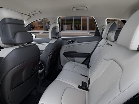 New 2026 Kia Sportage EX image 18