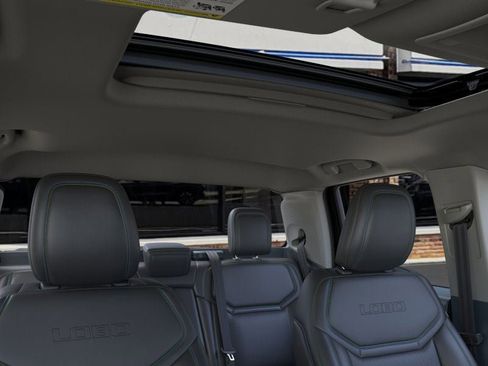 New 2025 Ford Maverick Lobo image 12