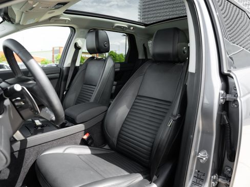 Used 2024 Land Rover Discovery Sport S AWD/4WD image 22