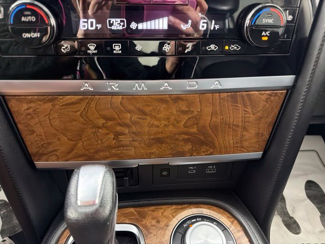 Used 2024 Nissan Armada SL w/ Captain's Chairs Package AWD/4WD image 9