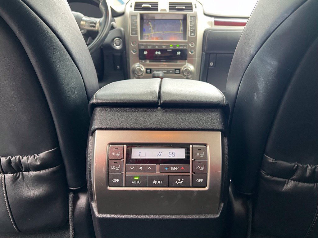 Used 2018 Lexus GX 460 Premium w/ Premium Package AWD/4WD image 23