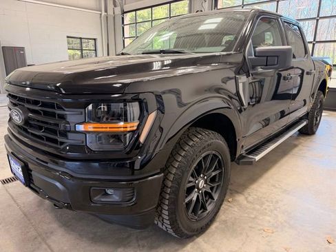 Used 2025 Ford F150 XLT w/ Equipment Group 301A Standard AWD/4WD image 4