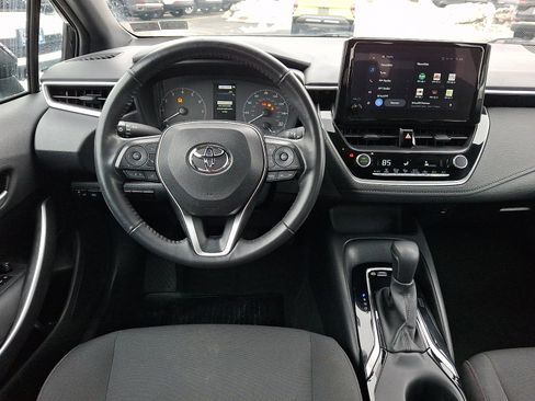 Used 2024 Toyota Corolla SE w/ SE Convenience Package FWD image 11