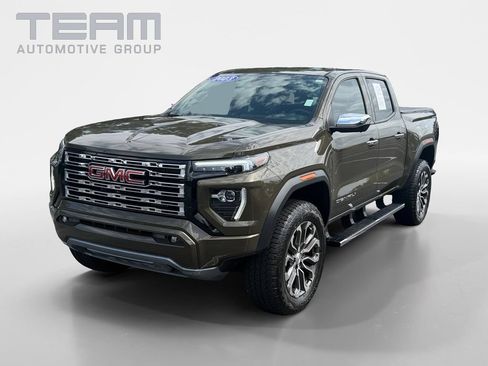 Used 2023 GMC Canyon Denali AWD/4WD image 3