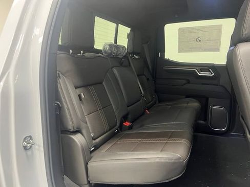 New 2026 Chevrolet Silverado 1500 High Country AWD/4WD image 23