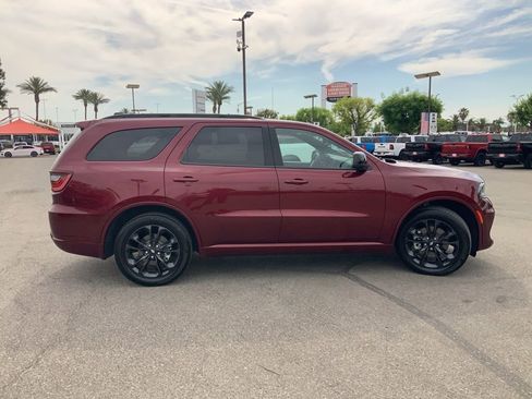 Used 2025 Dodge Durango GT w/ Blacktop Package image 4