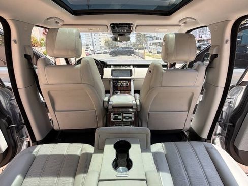 Used 2017 Land Rover Range Rover HSE AWD/4WD image 18