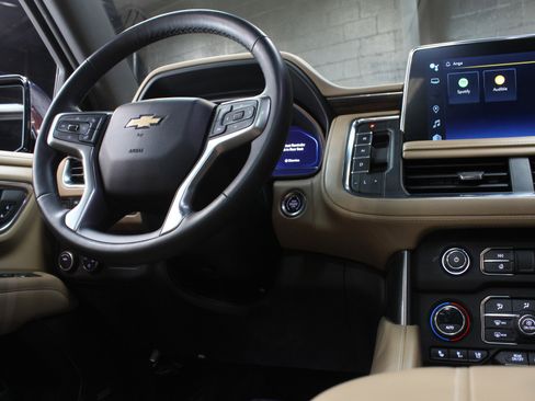 Used 2023 Chevrolet Tahoe Premier image 55