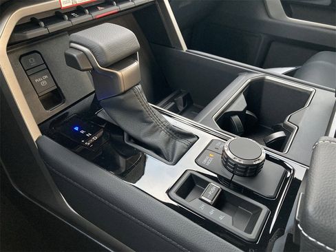 New 2026 Toyota Tundra Limited image 24