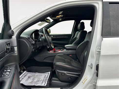 Used 2019 Jeep Grand Cherokee Trailhawk image 9