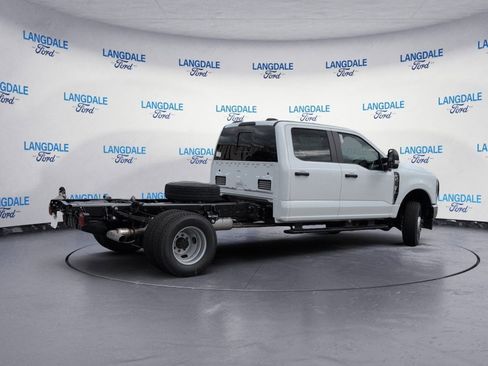 New 2026 Ford F350 XL w/ XL Chrome Package image 4