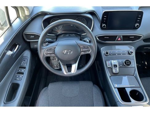 Used 2022 Hyundai Santa Fe SE image 17