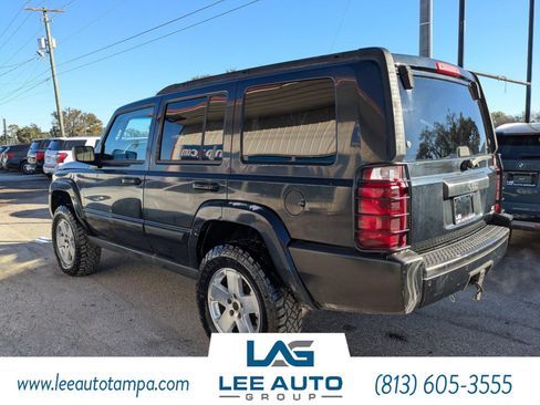 Used 2007 Jeep Commander Sport image 5