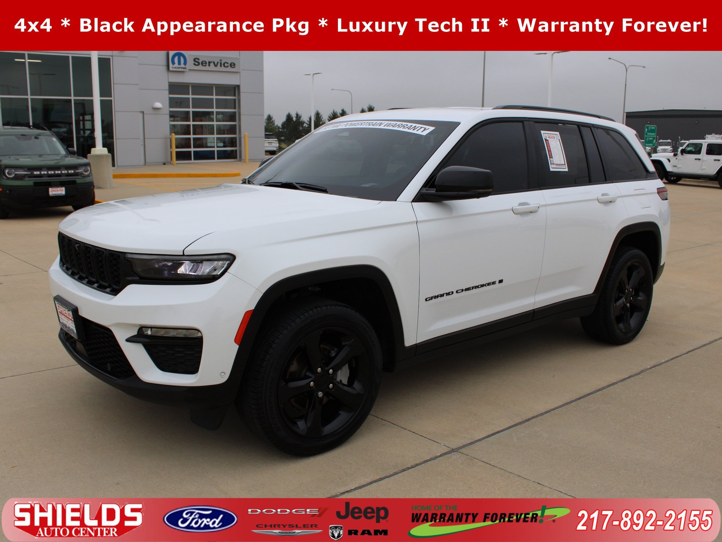 Used 2023 Jeep Grand Cherokee Limited w/ Luxury Tech Group II AWD/4WD image 1