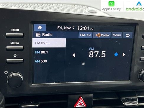 Used 2025 Hyundai Elantra Sport image 22