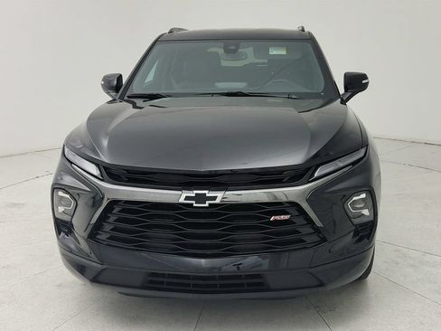 Certified 2025 Chevrolet Blazer RS FWD image 2