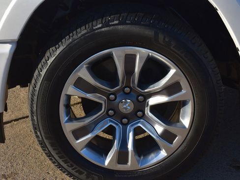 Used 2023 RAM 1500 Limited w/ Body Color Bumper Group image 11