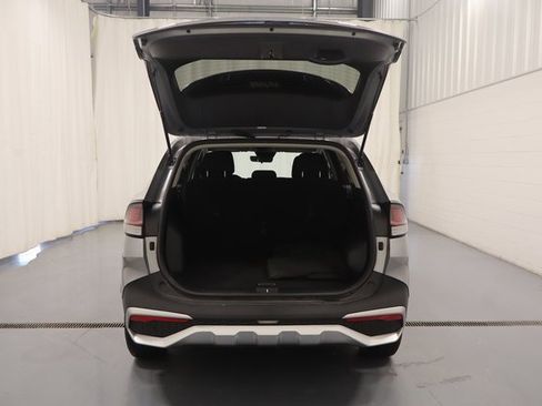 Used 2024 Kia Sportage LX image 18