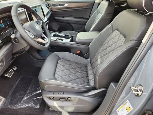 New 2026 Volkswagen Atlas SEL Premium R-Line image 11