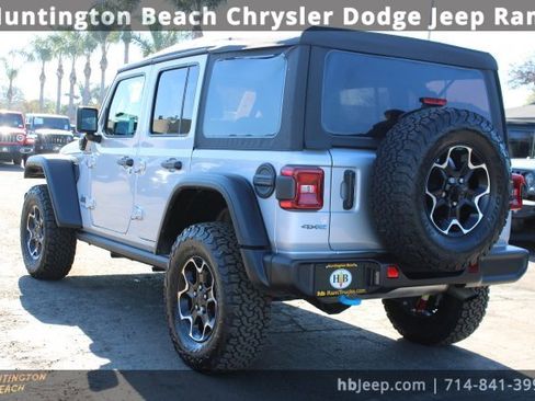 Used 2022 Jeep Wrangler Unlimited Rubicon 4xe image 3
