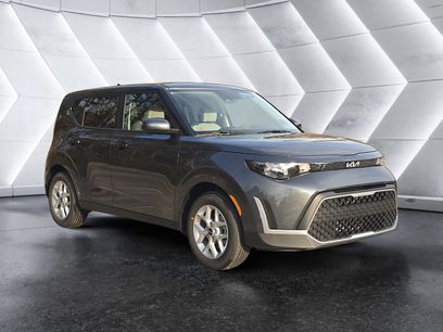 New 2025 Kia Soul LX
