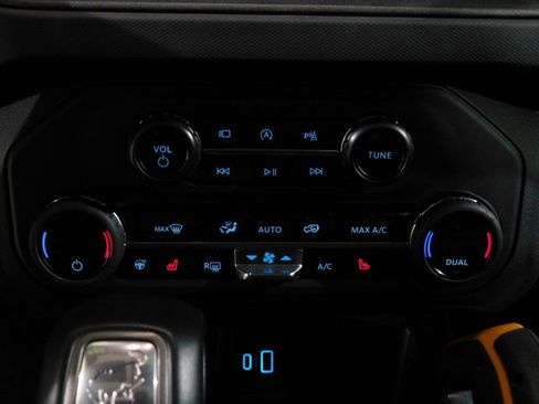 Used 2024 Ford Bronco Badlands image 50