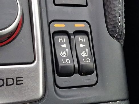 Used 2022 Subaru Forester Limited image 27